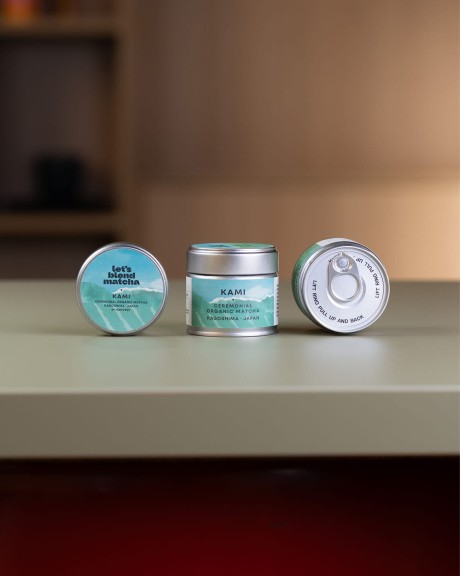 Puszki Matcha Kami Let's Blend w aranżacji