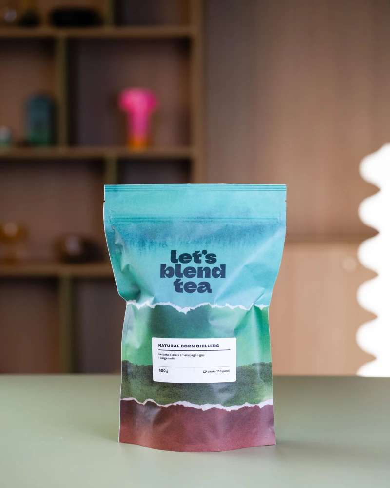 Biała herbata o smaku jagód goji i bergamotki Natural Born Chillers Let's Blend w opakowaniu doypack 500 g - 150 porcji